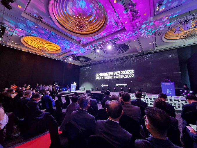 소상공인%20통합%20매출%20선정산%20서비스%20‘얼리페이’가%20제5회%20핀테크%20아이디어%20공모전에서%20장려상을%20받았다고%20밝혔다.